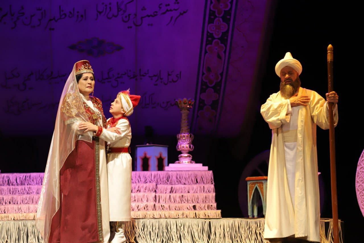 Bugun Toshkent shahridagi teatrlarda namoyish etiladigan spektakllar ro'yxati bilan tanishing