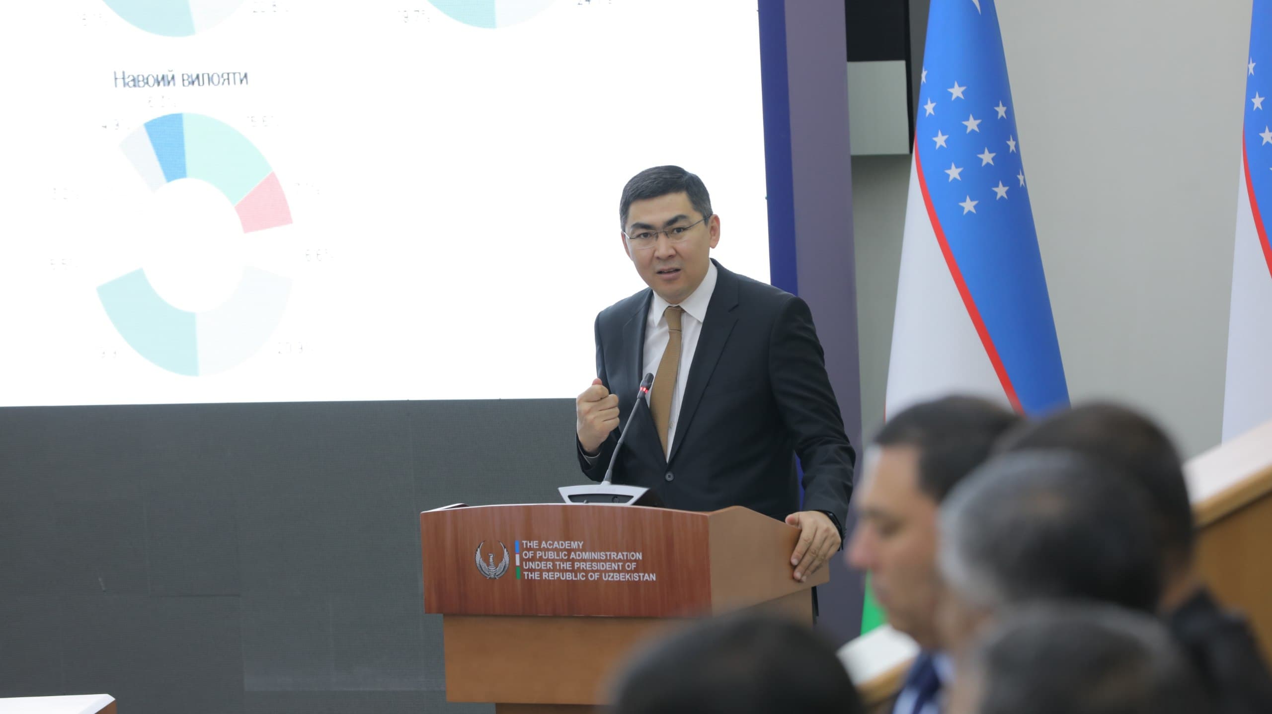 Andijon, Buxoro, Navoiy, Sirdaryo, Jizzax viloyatlarining  tuman (shahar) hokimlari, sektor rahbarlari uchun o‘quv-amaliy seminar