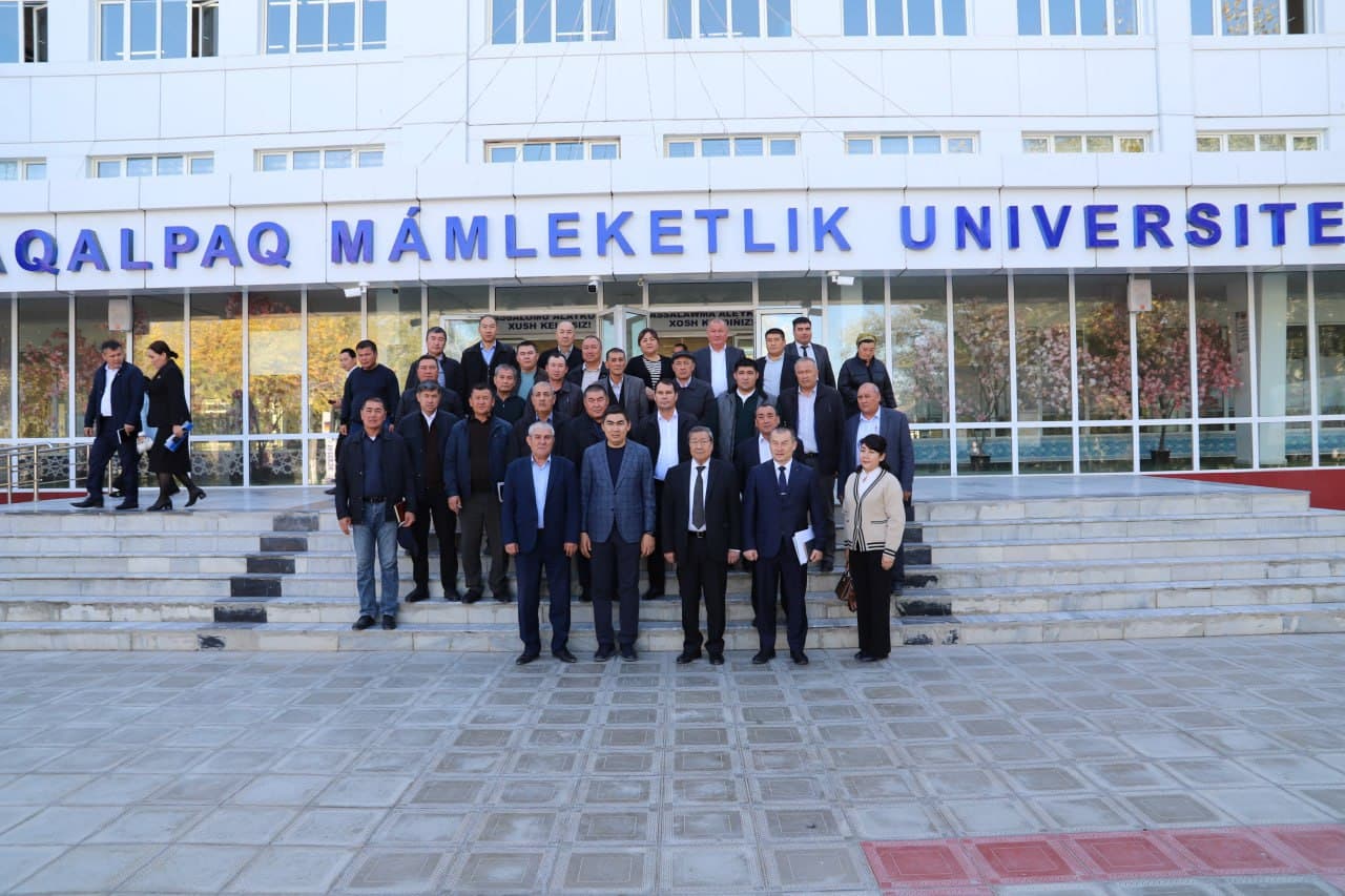 Qoraqalpoq ziyolilari bilan muloqot