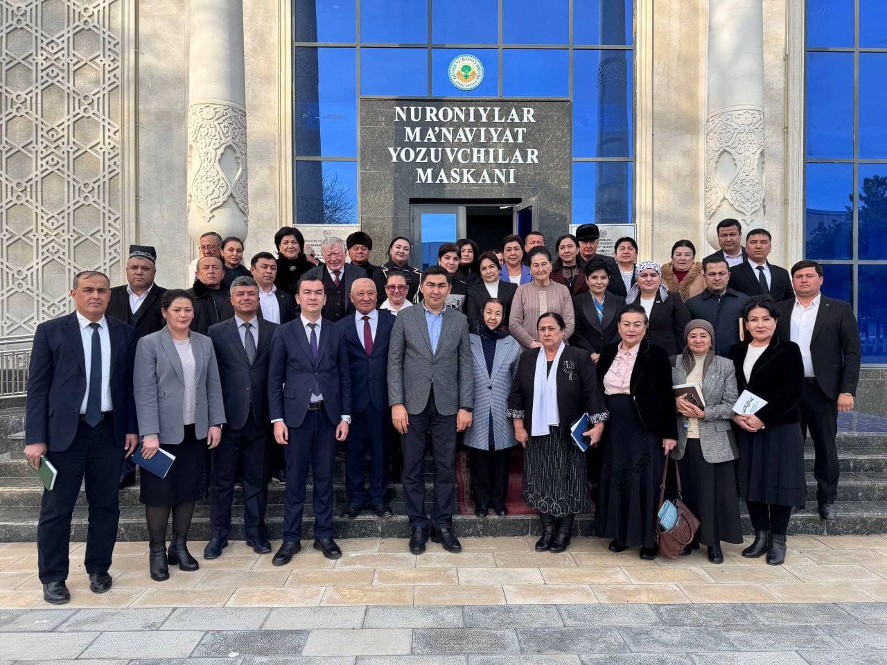 VOHALIK ZIYOLILAR BILAN MULOQOT