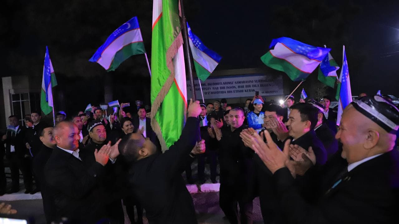 18-noyabr — O‘zbekiston Respublikasi Davlat bayrog‘i qabul qilingan kun!