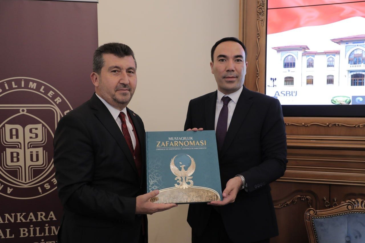 🇺🇿🇹🇷 Anqara davlat ijtimoiy fanlar universitetida Oʻzbekiston va Turkiya olimlari ishtirokida maʼnaviy-maʼrifiy anjuman boʻlib oʻtdi.